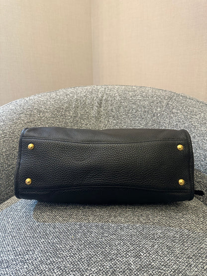 Prada Vitello Daino Shopping Tote Bag In Black