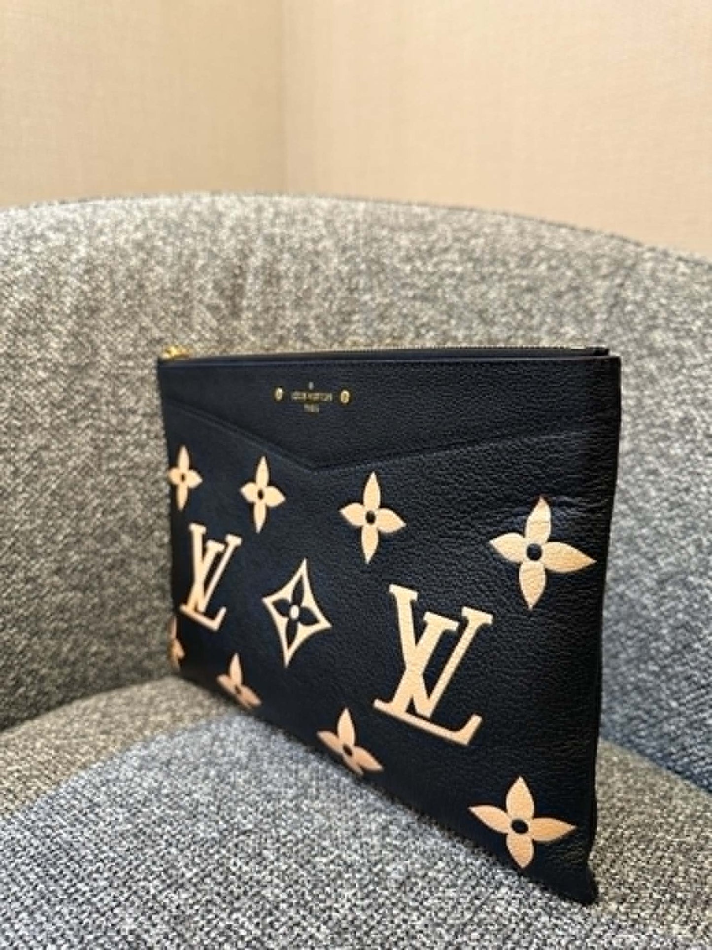 Louis Vuitton Bicolor Monogram Empreinte Daily Pouch In Noir